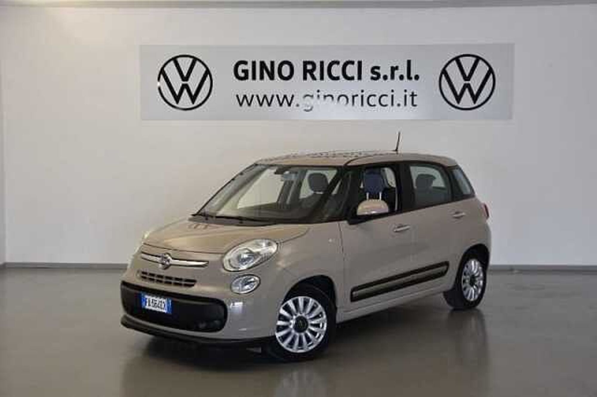 Fiat 500L 1.4 95 CV Pop Star  del 2015 usata a Cesena