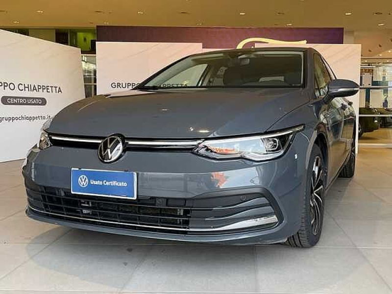 Volkswagen Golf 2.0 tdi Life 115cv del 2021 usata a Rende