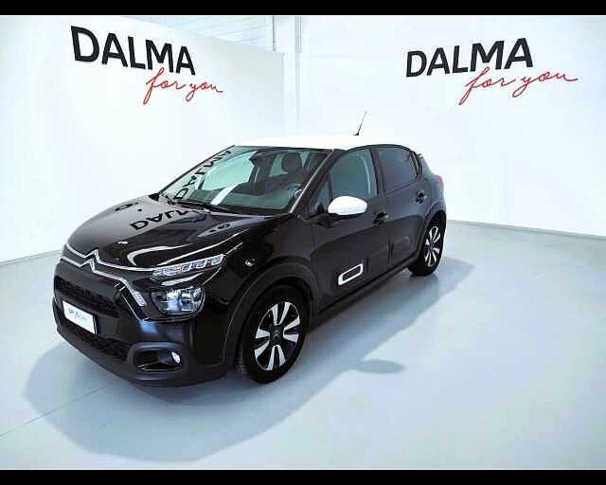 Citroen C3 Aircross PureTech 110 S&amp;S EAT6 Shine  del 2023 usata a Solaro