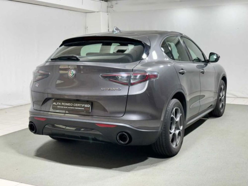 Alfa Romeo Stelvio usata a Sondrio (5)