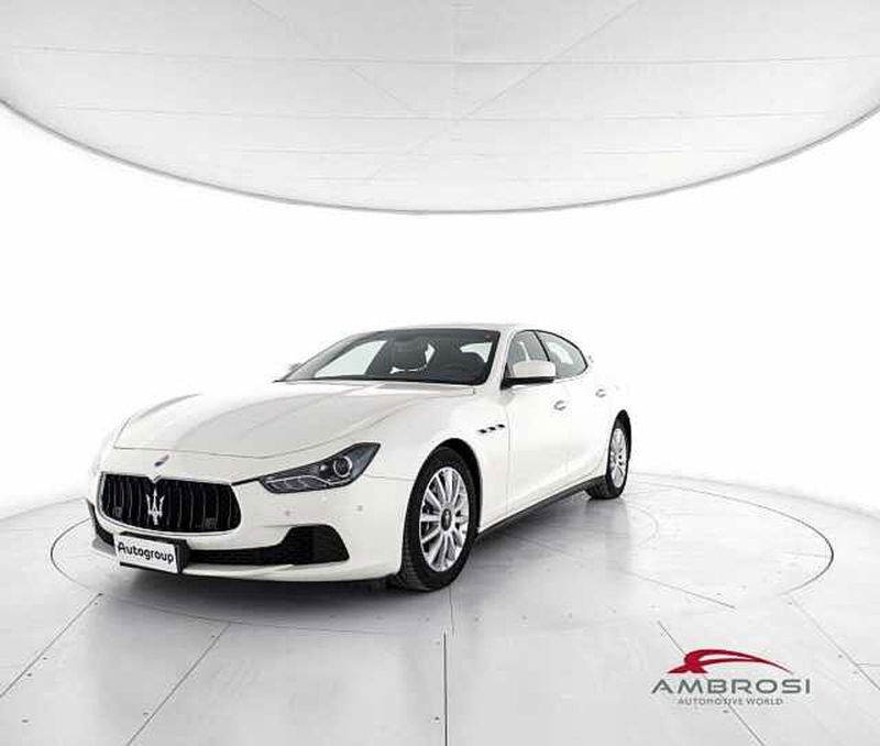 Maserati Ghibli Ghibli V6 Diesel  del 2015 usata a Viterbo