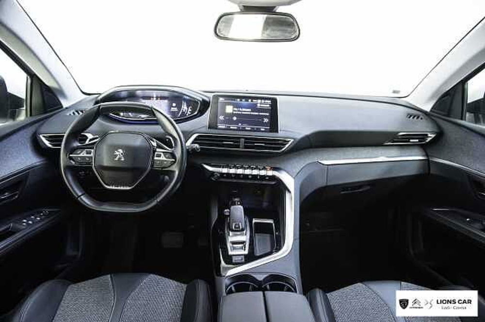 Peugeot 5008 usata a Lodi (10)