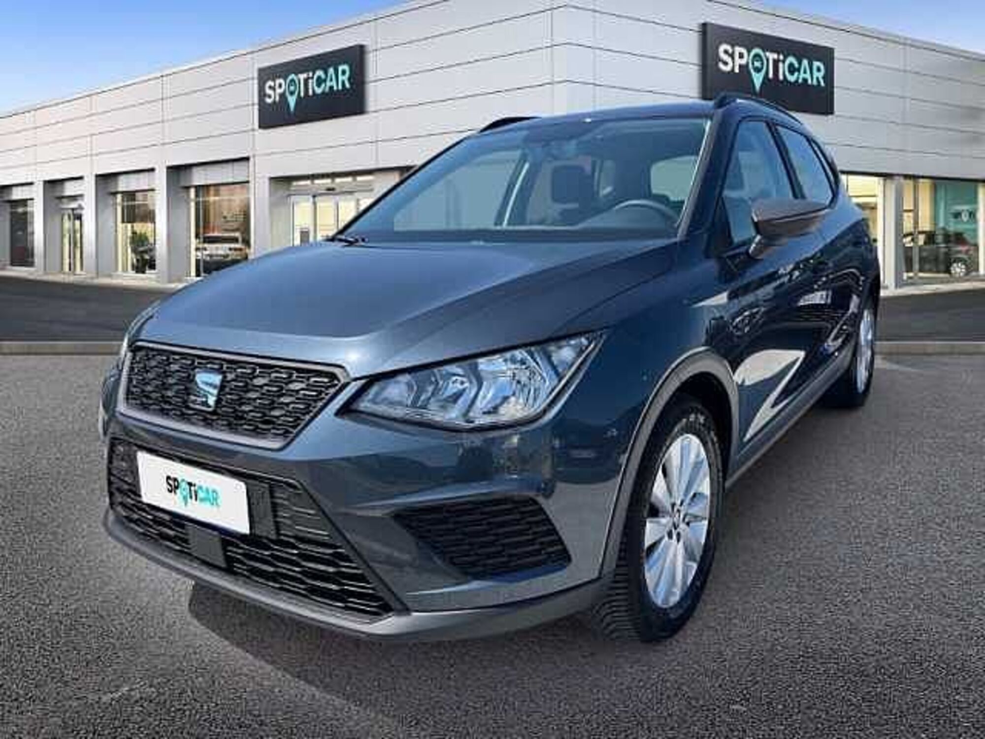 SEAT Arona 1.0 TGI Style  del 2021 usata a Ravenna