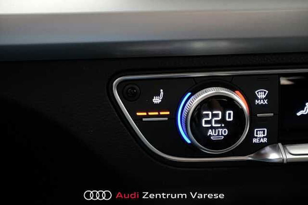 Audi Q5 Sportback usata a Varese (14)