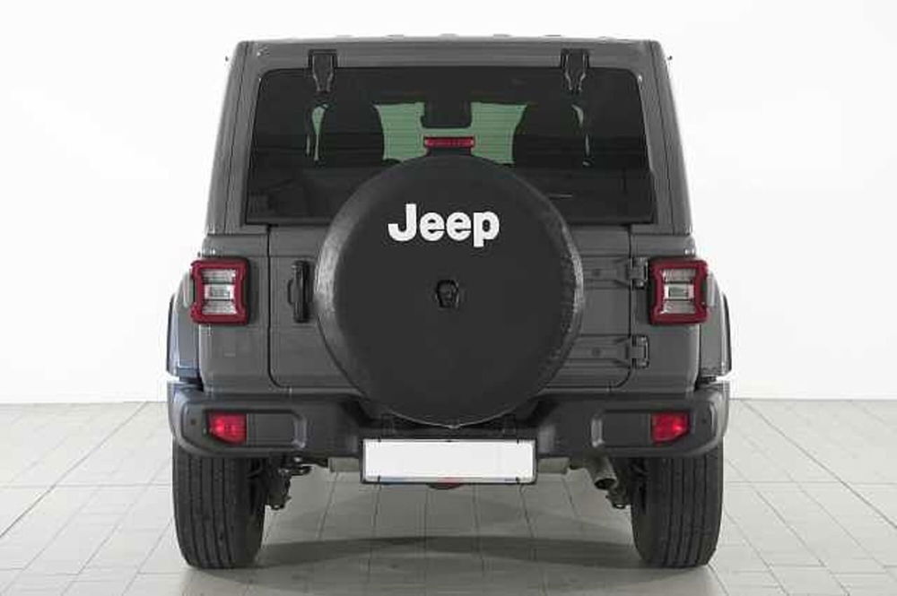 Jeep Wrangler Unlimited usata a Como (2)