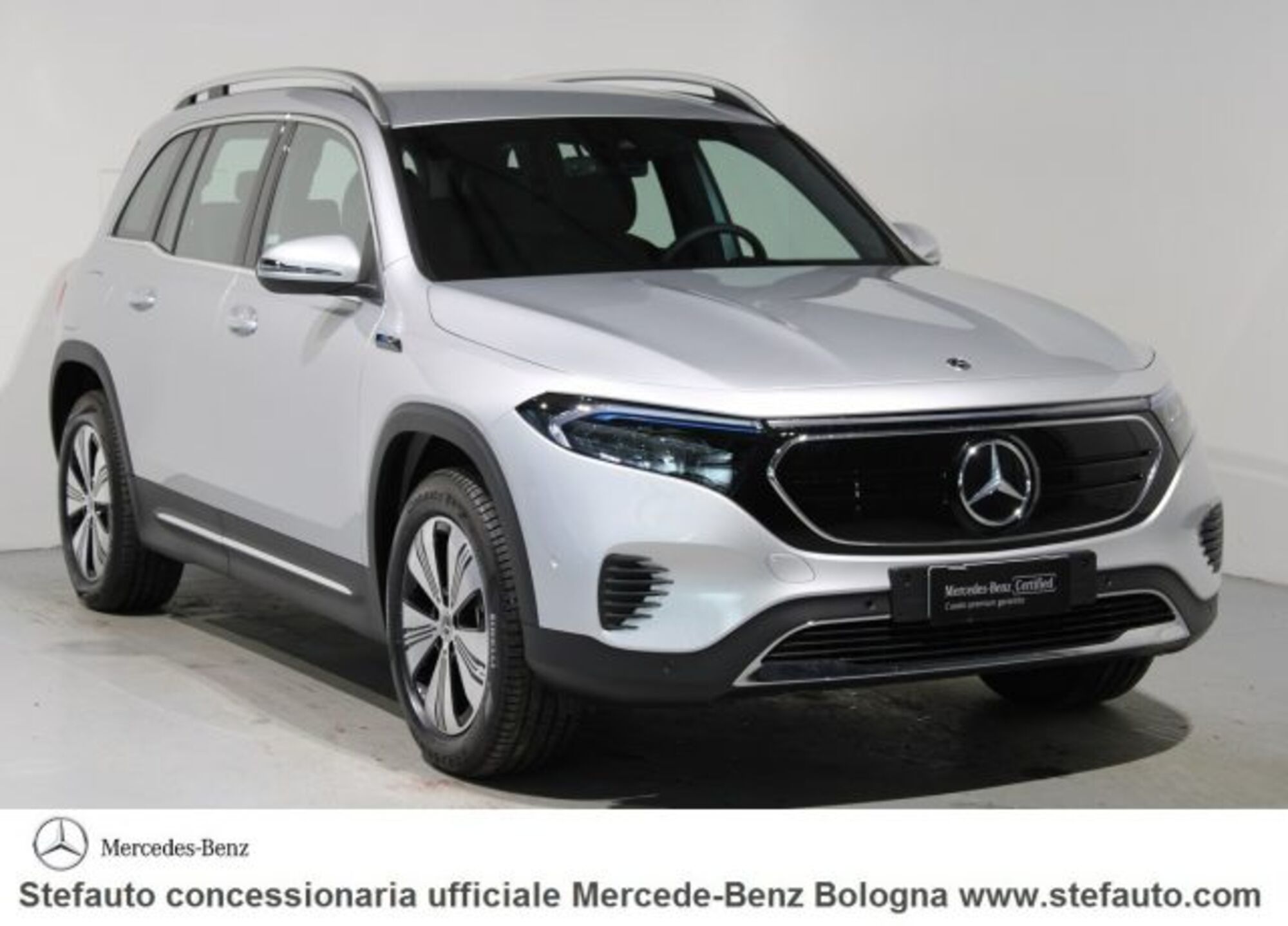 Mercedes-Benz EQB 300 4Matic Sport del 2022 usata a Castel Maggiore