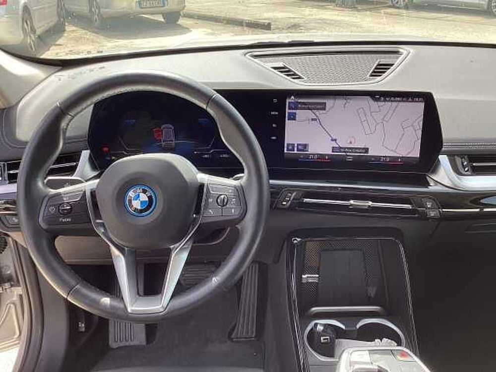 BMW iX1 usata a Roma (13)