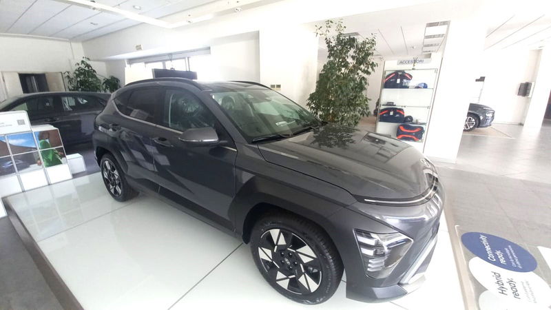 Hyundai Kona 1.0 T-GDI Hybrid 48V iMT XTech nuova a Paolisi