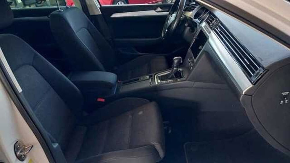 Volkswagen Passat Variant usata a Barletta-Andria-Trani (5)