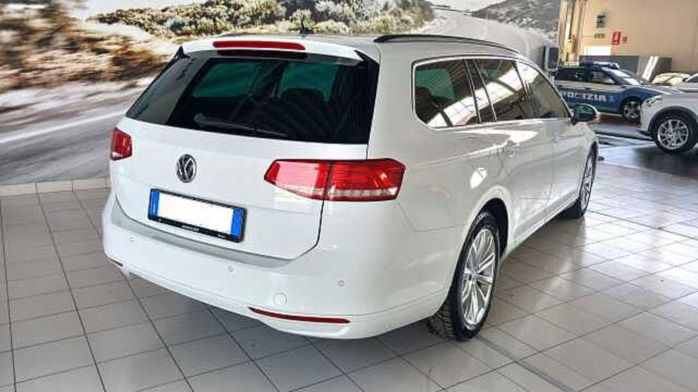 Volkswagen Passat Variant usata a Barletta-Andria-Trani (4)