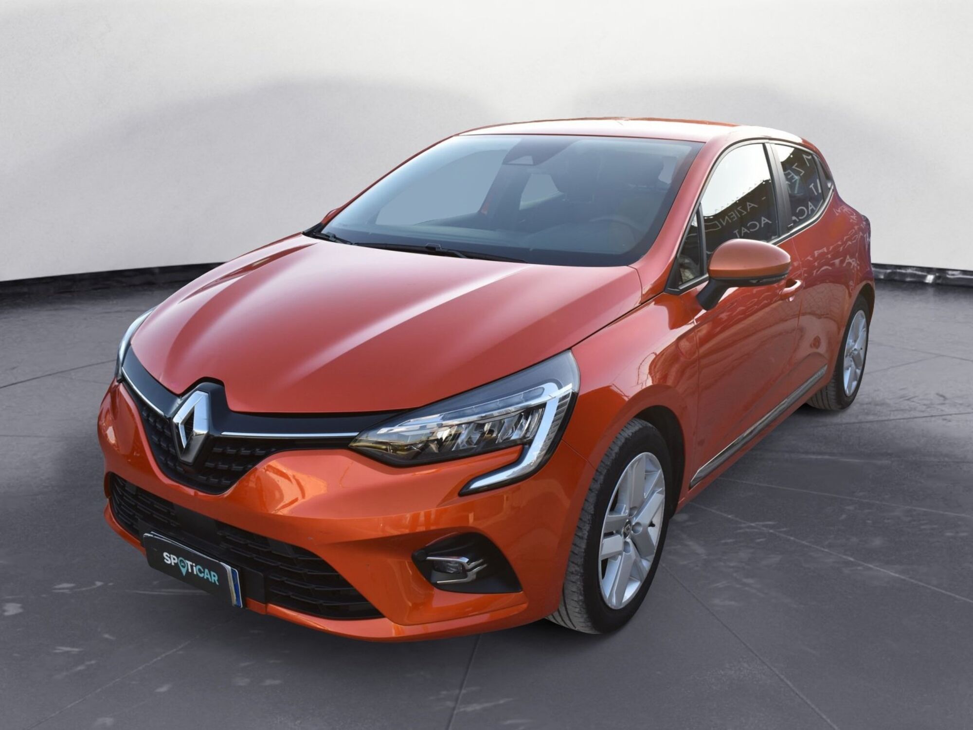 Renault Clio Full Hybrid E-Tech 140 CV 5 porte E-Tech del 2021 usata a Catania