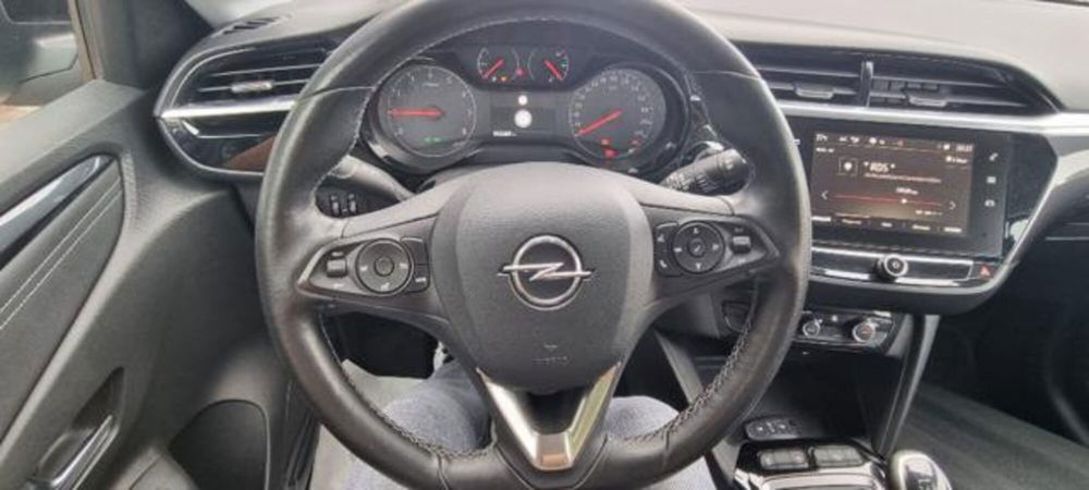 Opel Corsa nuova a Savona (15)