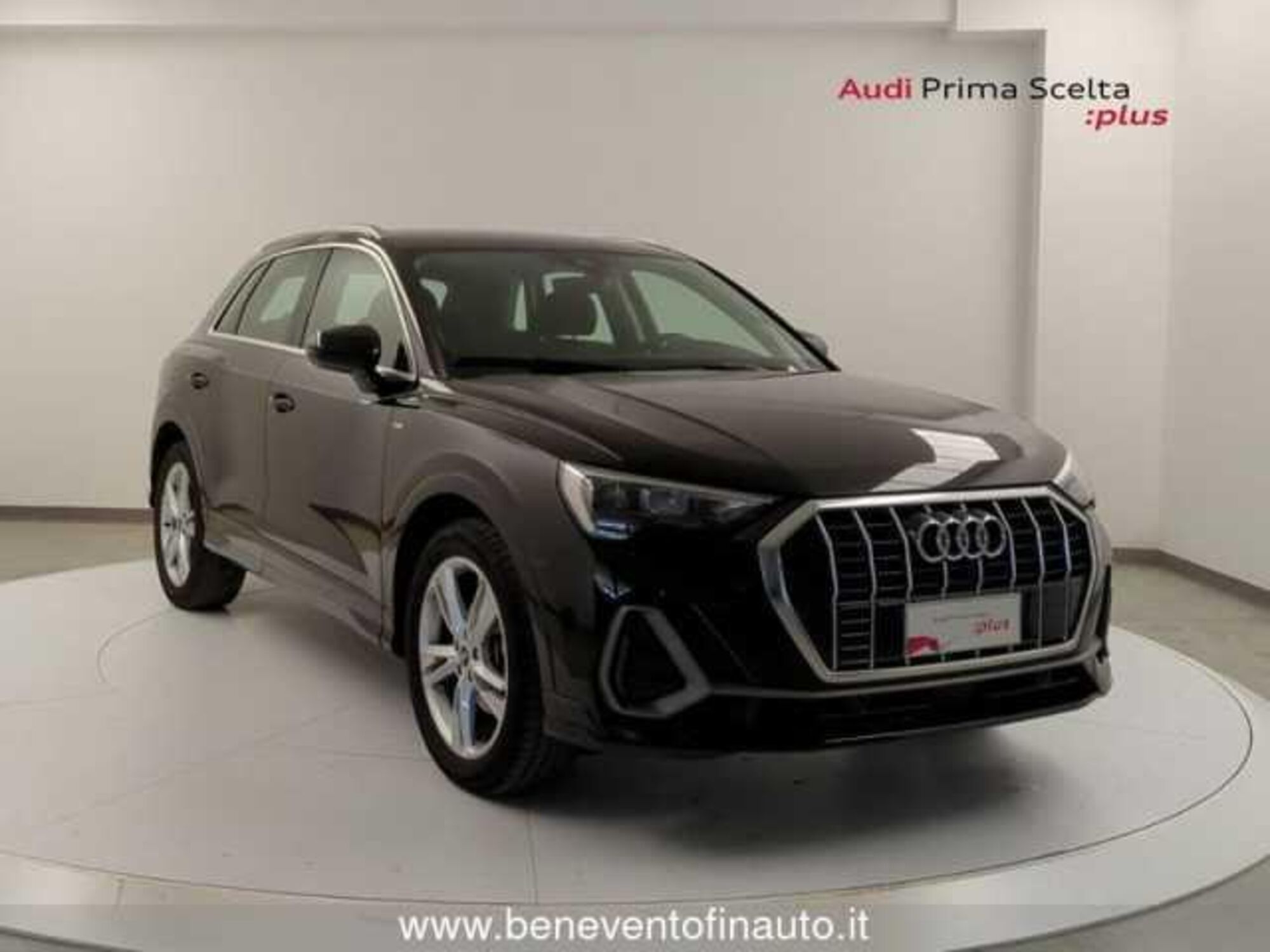 Audi Q3 35 TDI quattro S tronic S line edition  del 2020 usata a Pratola Serra