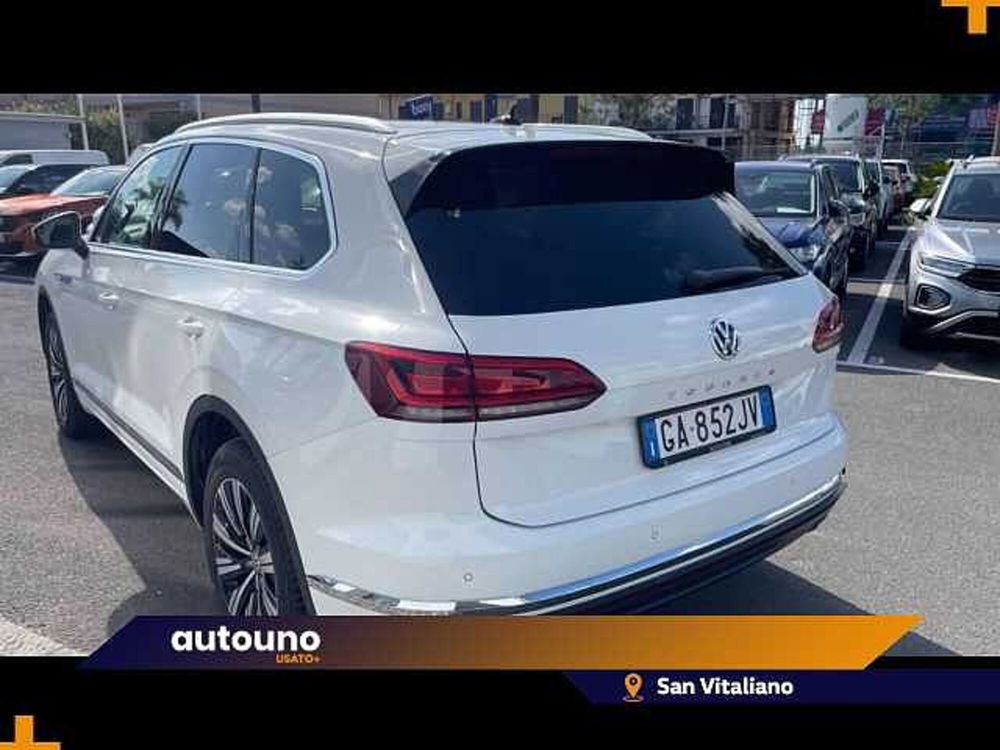 Volkswagen Touareg usata a Napoli (3)