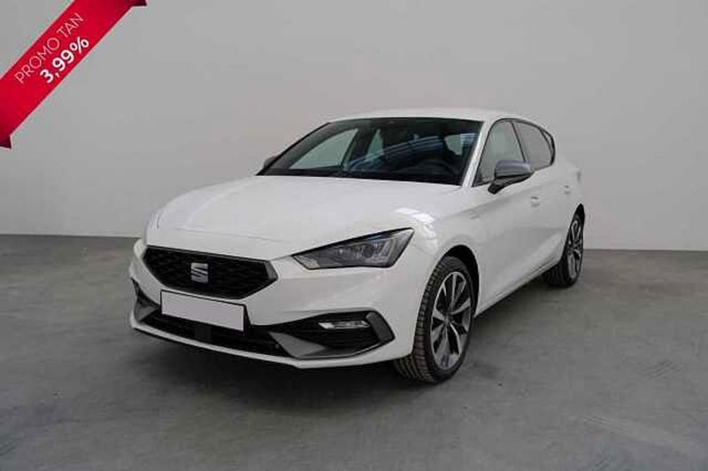 SEAT Leon 1.4 e-HYBRID 204 CV DSG FR nuova a Varese