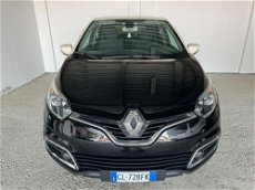 Renault Captur TCe 12V 90 CV Start&Stop Energy Life del 2017 usata a Cuneo