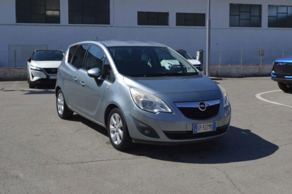 Opel Meriva usata a Latina