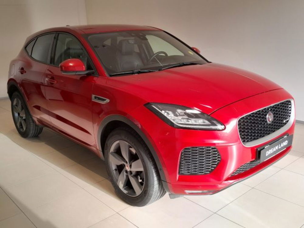 Jaguar E-Pace usata a Livorno (3)