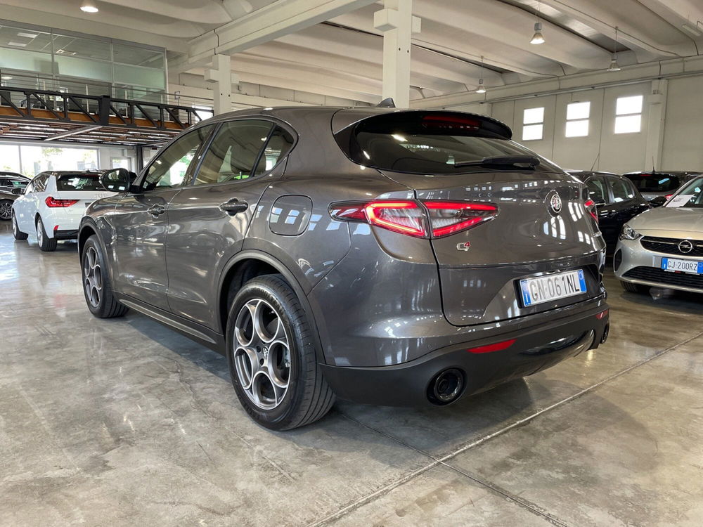 Alfa Romeo Stelvio usata a Brescia (7)