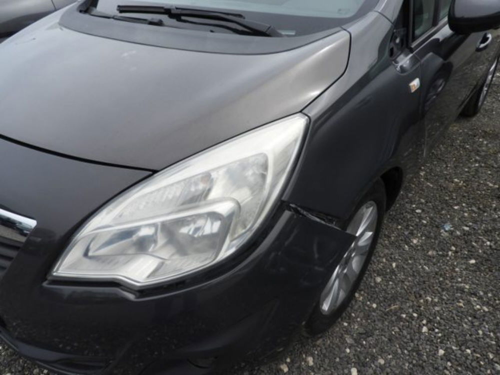 Opel Meriva usata a Caserta (9)