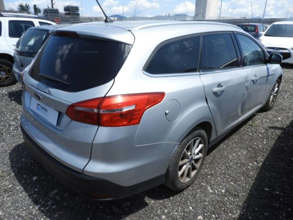 Ford Focus Station Wagon usata a Caserta (4)