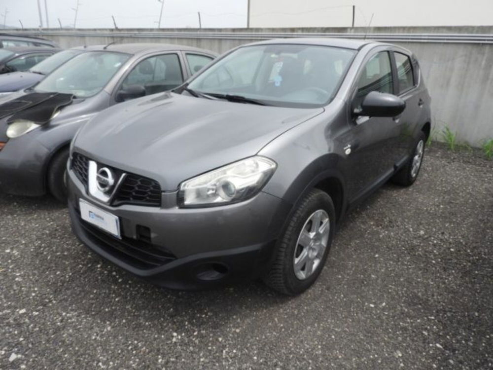 Nissan Qashqai usata a Caserta (2)