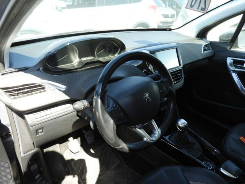 Peugeot 2008 usata a Caserta (10)