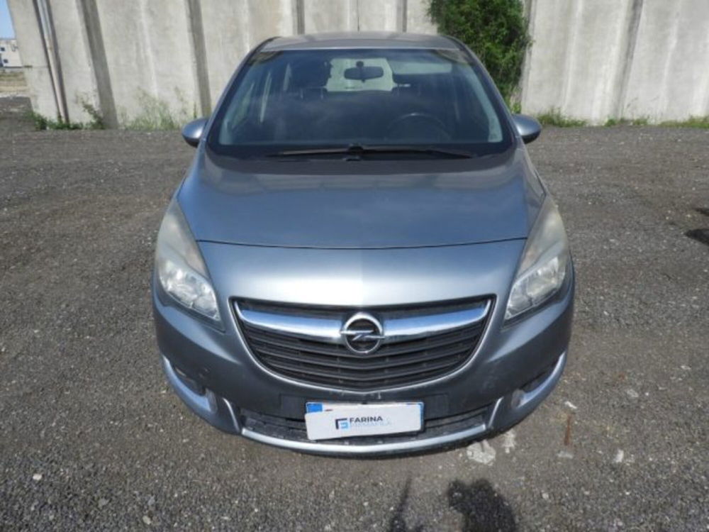 Opel Meriva usata a Caserta