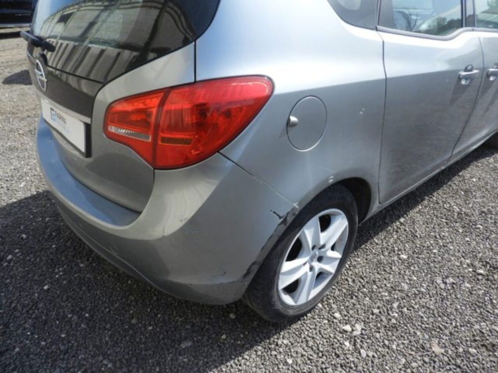 Opel Meriva usata a Caserta (11)