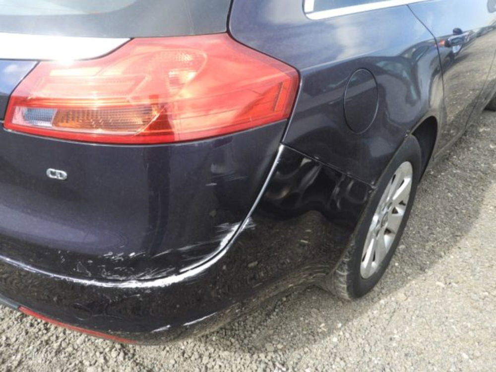 Opel Insignia Station Wagon usata a Caserta (10)