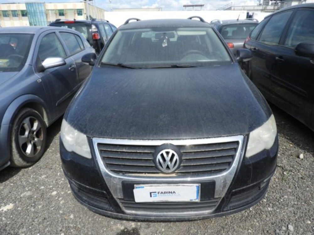 Volkswagen Passat Variant usata a Caserta