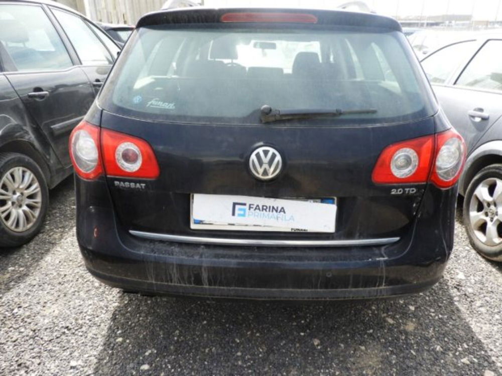 Volkswagen Passat Variant usata a Caserta (4)