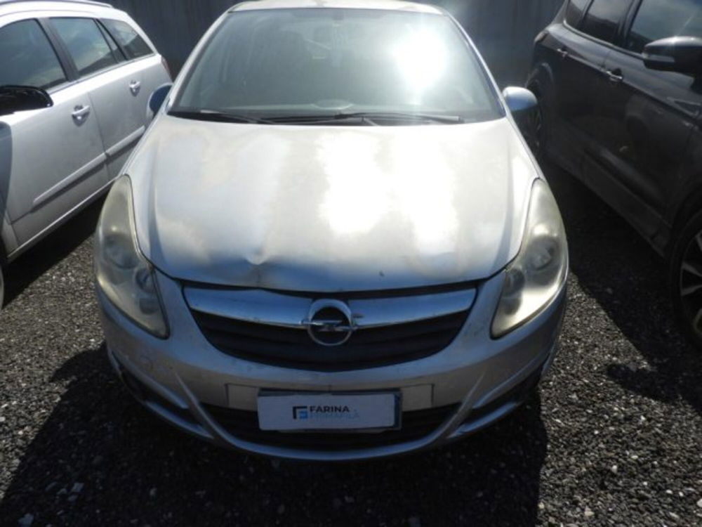 Opel Corsa usata a Caserta