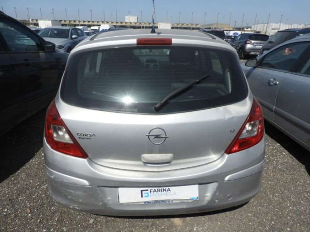 Opel Corsa usata a Caserta (3)