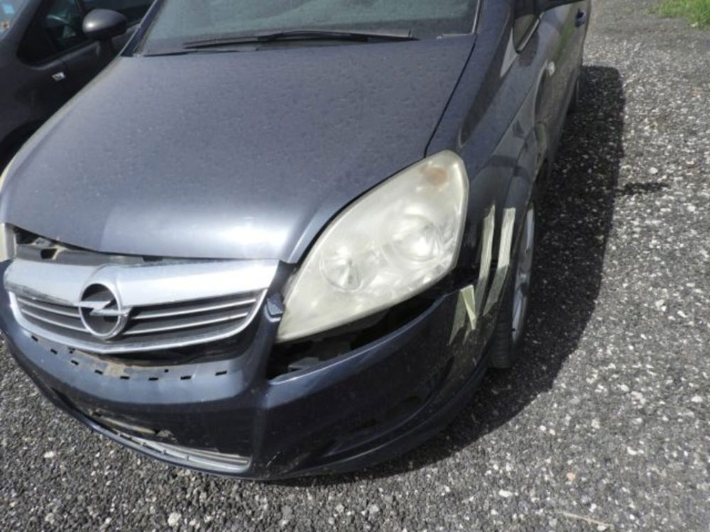 Opel Zafira usata a Caserta (10)