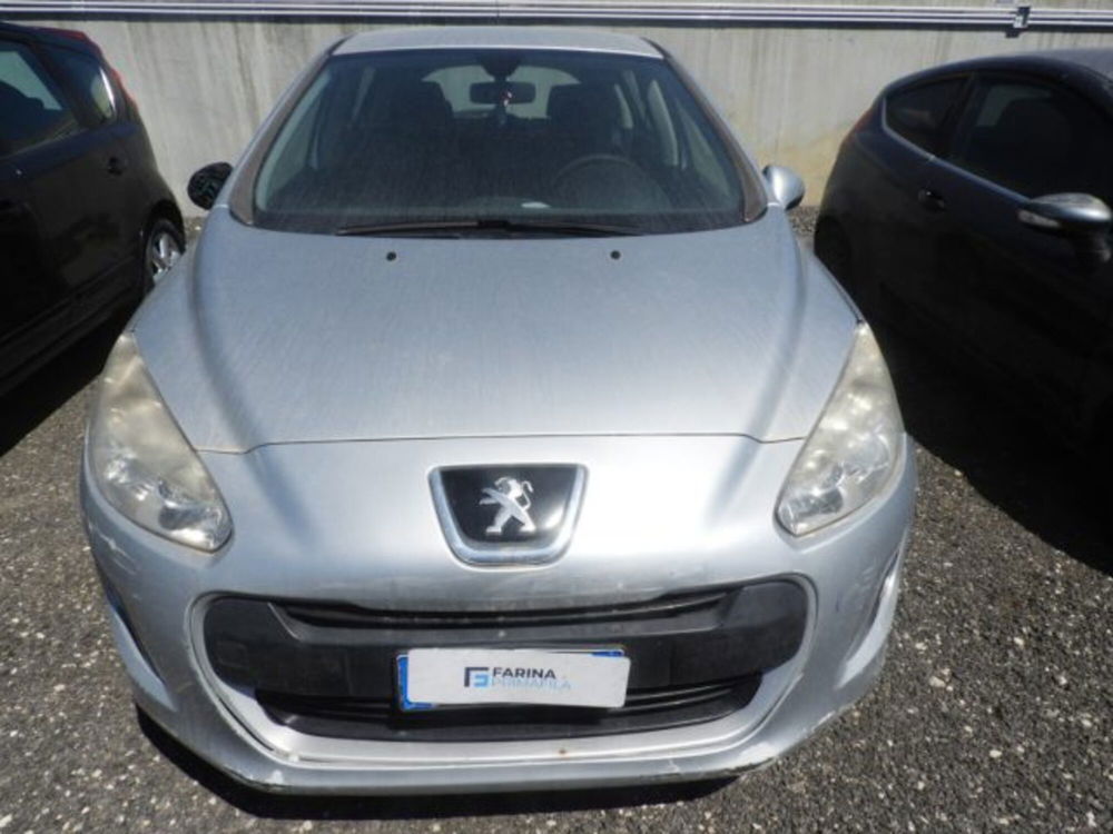 Peugeot 308 usata a Caserta