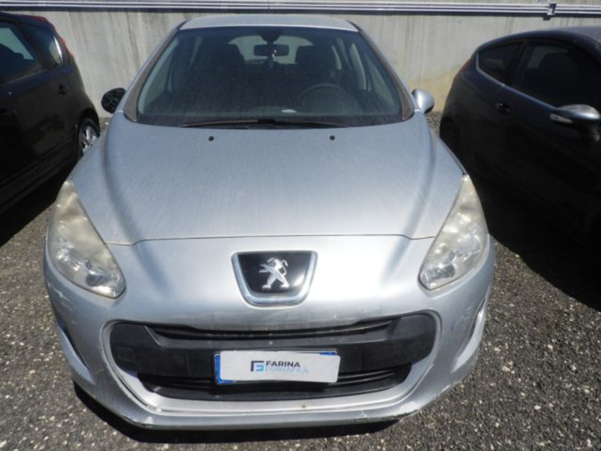 Peugeot 308 1.6 8V e-HDi 112CV Stop&amp;Start robotiz. 5p. Active  del 2012 usata a Marcianise