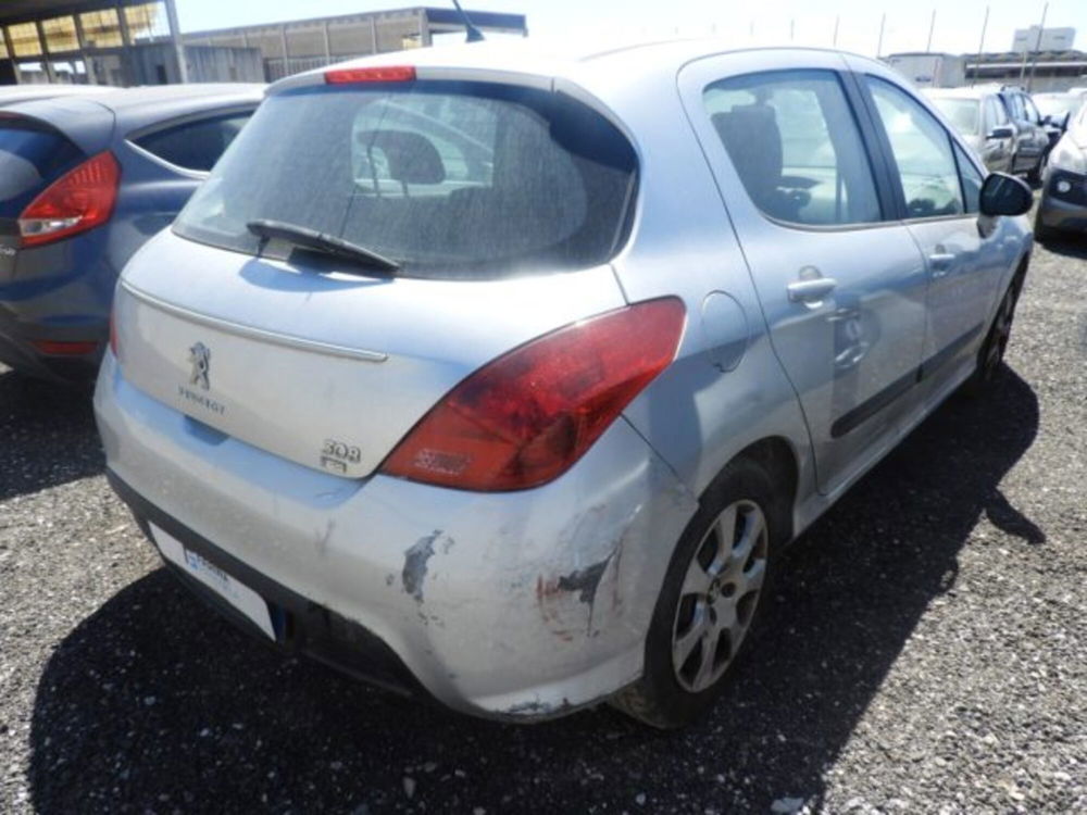 Peugeot 308 usata a Caserta (6)