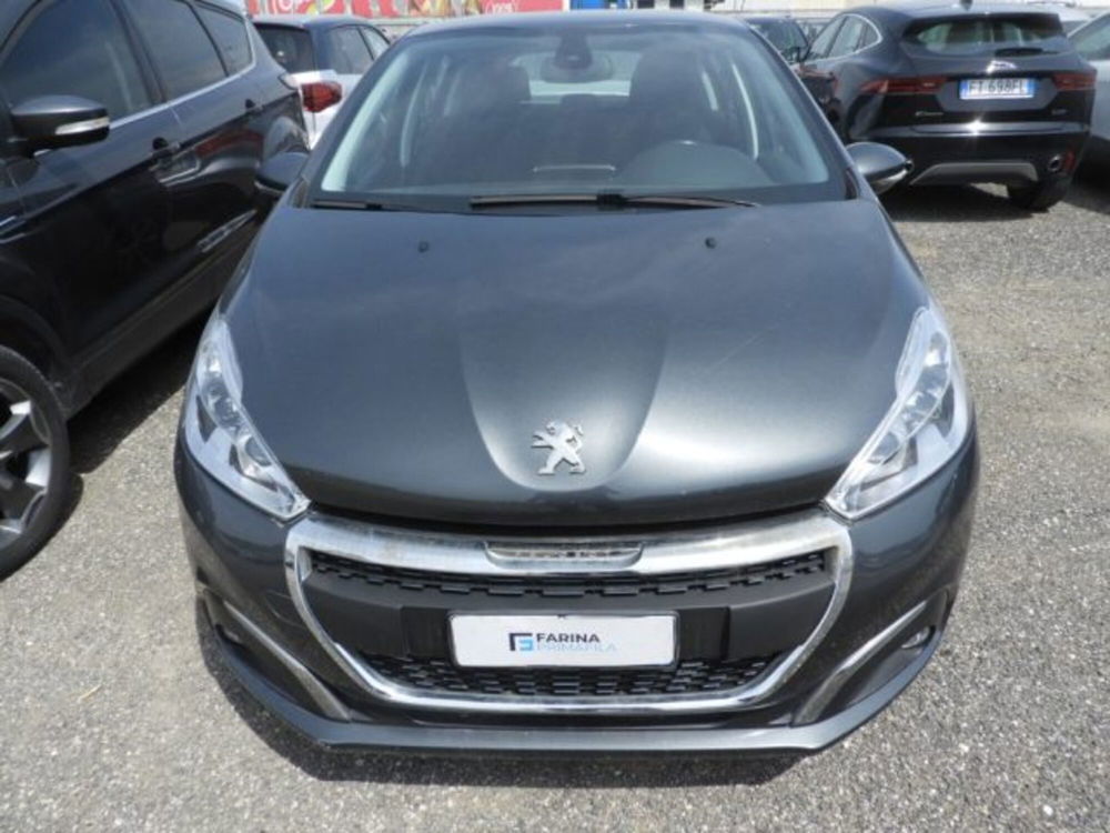 Peugeot 208 usata a Caserta