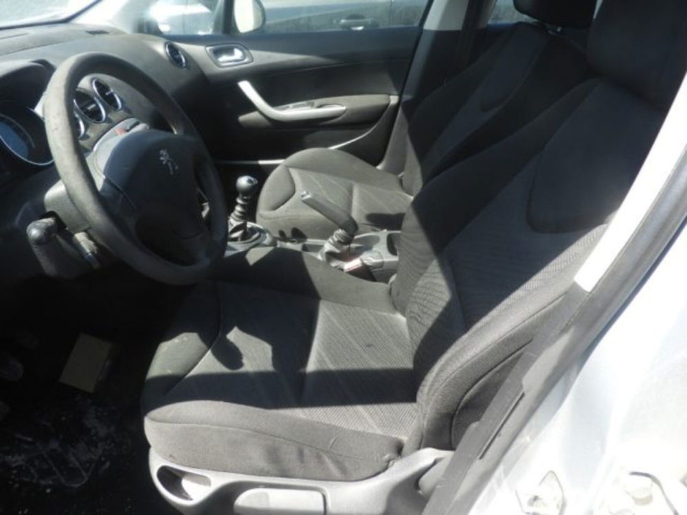 Peugeot 308 usata a Caserta (8)