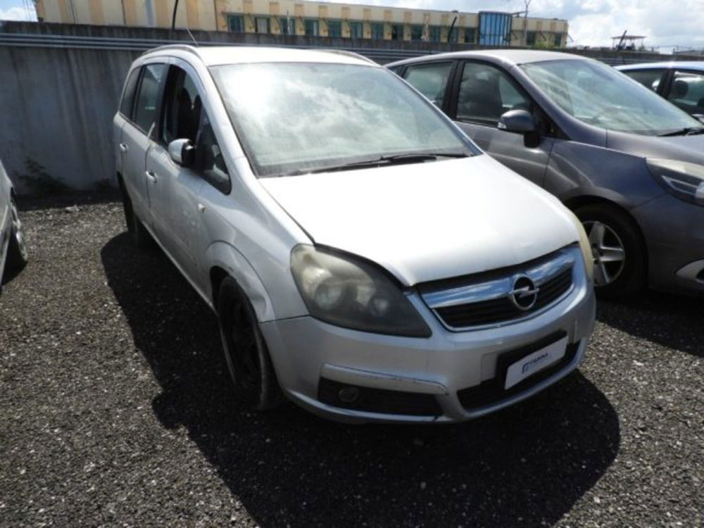 Opel Zafira usata a Caserta (3)