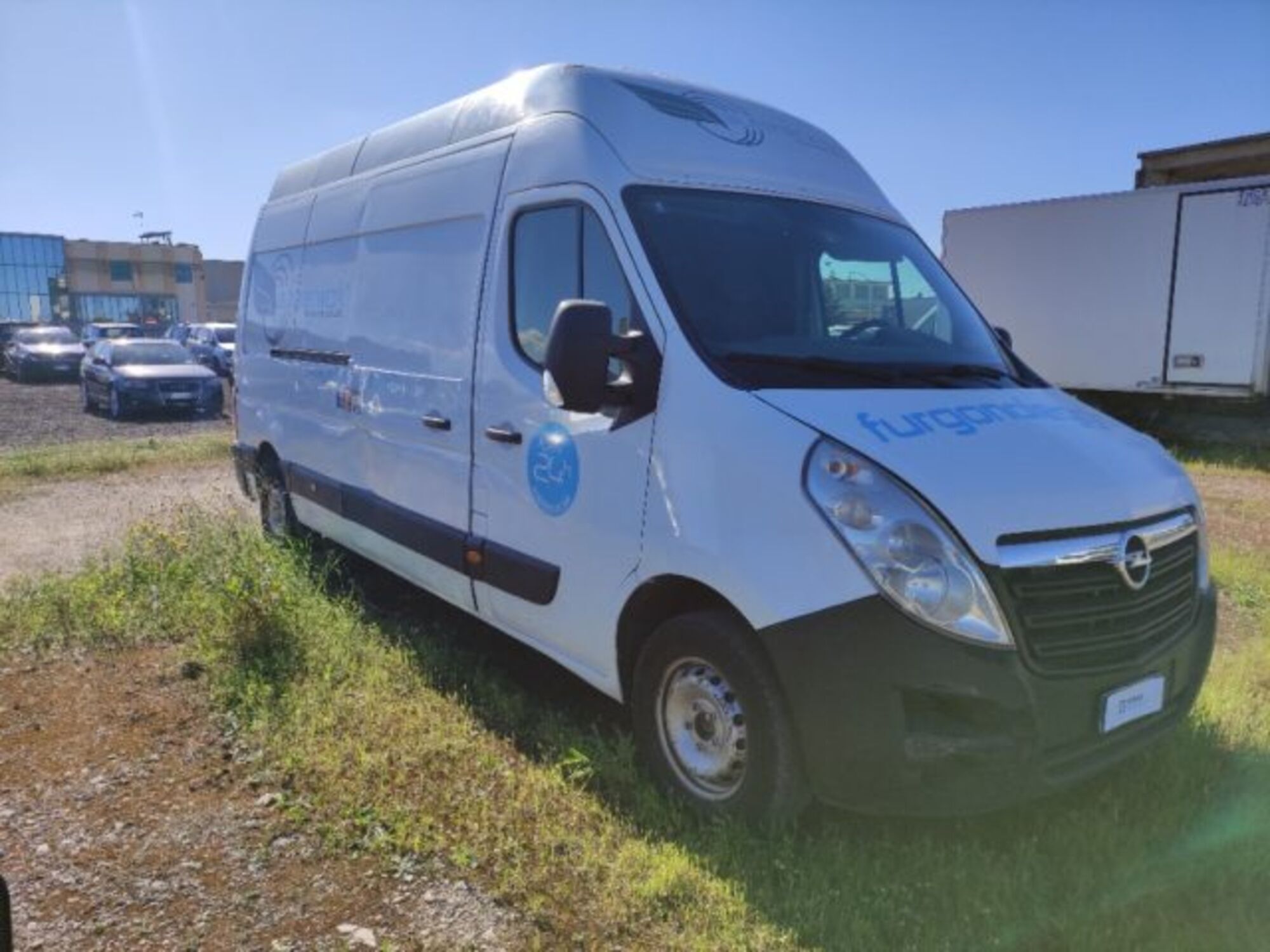 Opel Movano Furgone 35 2.3CDTI 130CV PM-TM FWD Furgone coibentato del 2017 usata a Marcianise