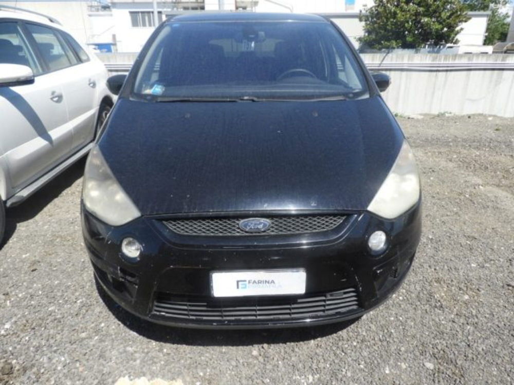 Ford S-Max usata a Caserta