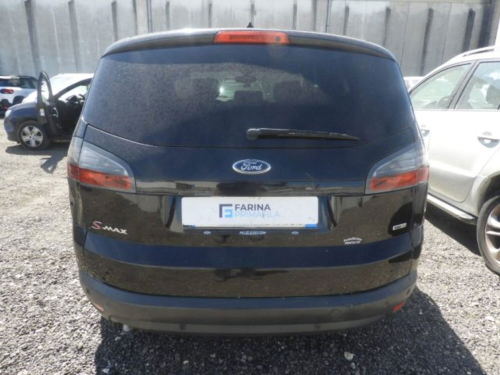 Ford S-Max usata a Caserta (6)