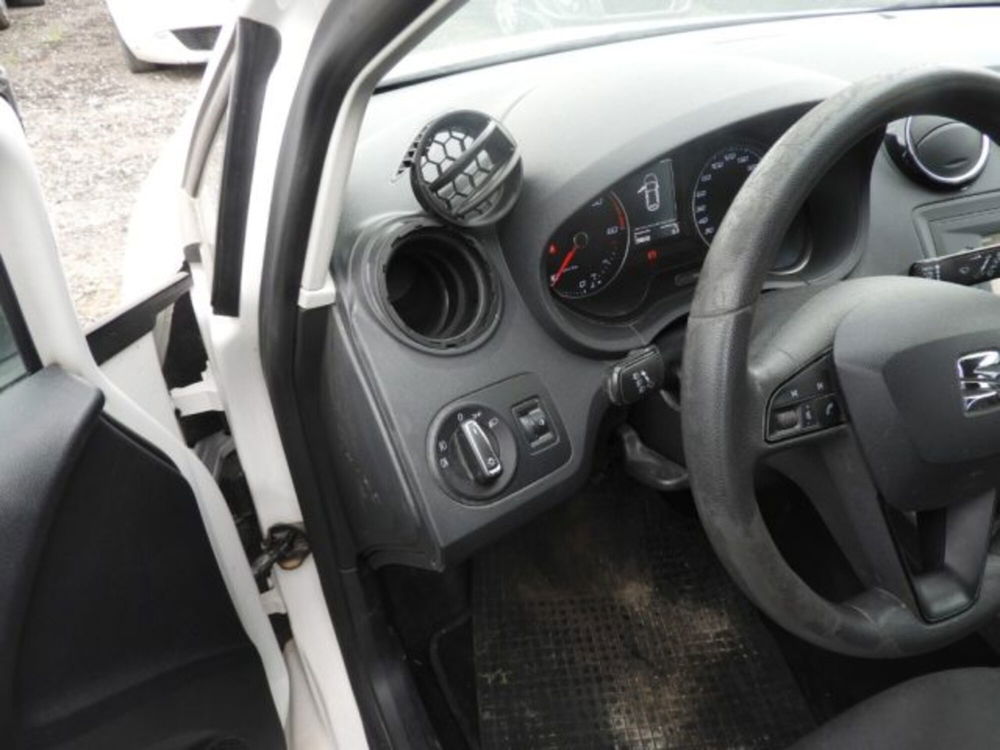 SEAT Ibiza usata a Caserta (11)