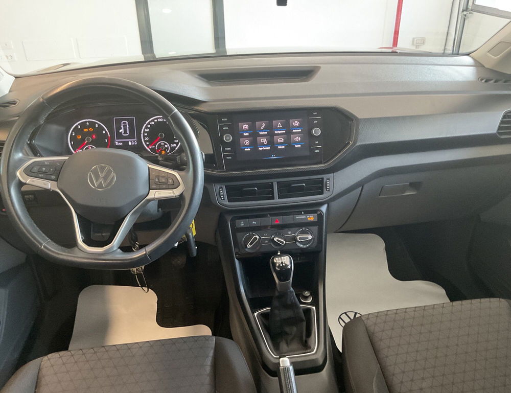 Volkswagen T-Cross usata a Salerno (9)