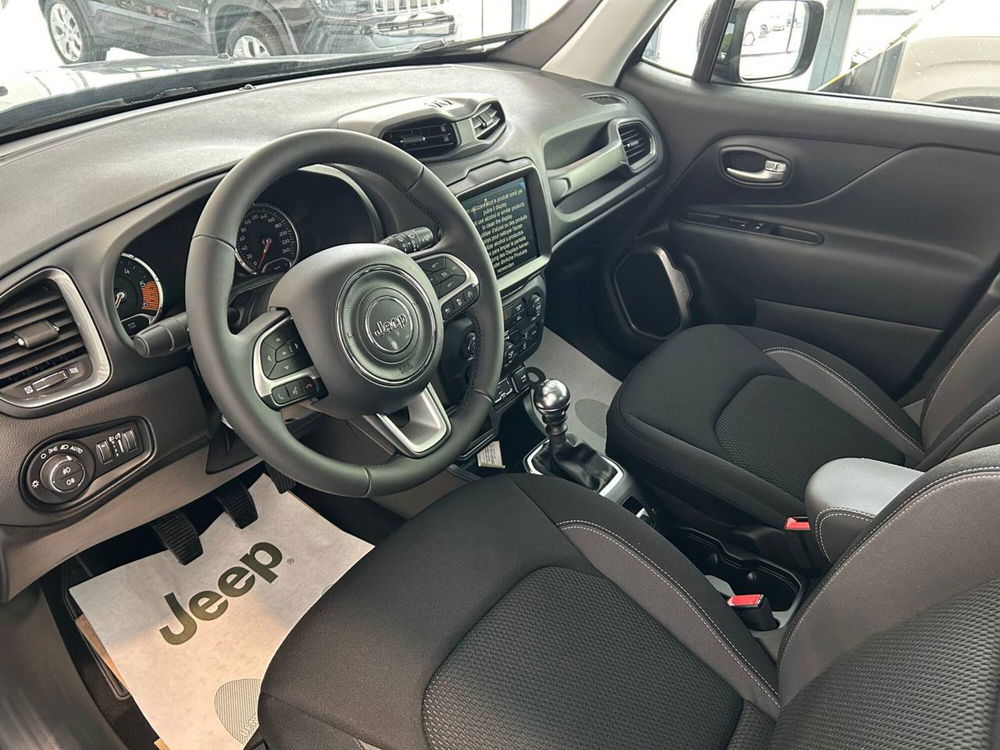 Jeep Renegade nuova a Ancona (8)