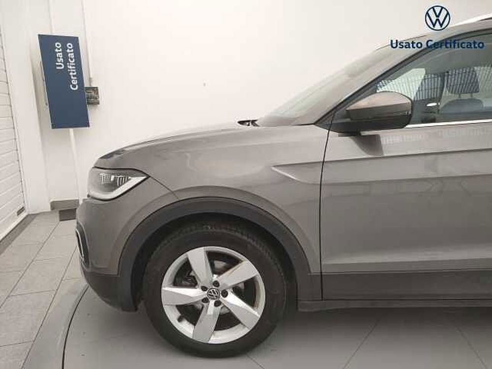 Volkswagen T-Cross usata a Varese (7)