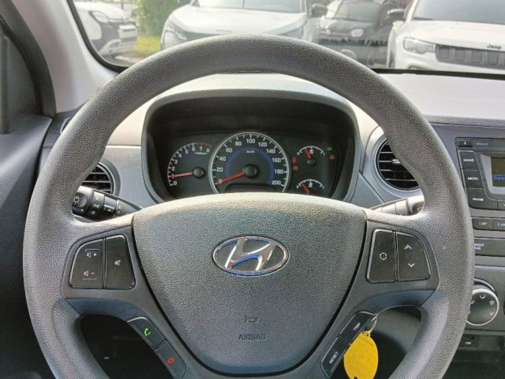 Hyundai i10 usata a Brescia (9)