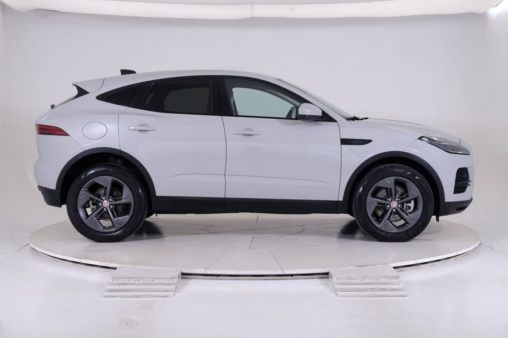 Jaguar E-Pace usata a Torino (6)